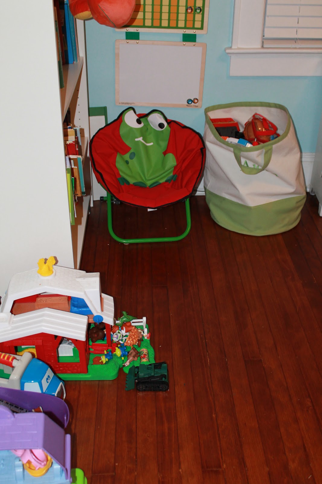 Must Haves in Toddler Bedroomsand a VERY awesome coupon code! The