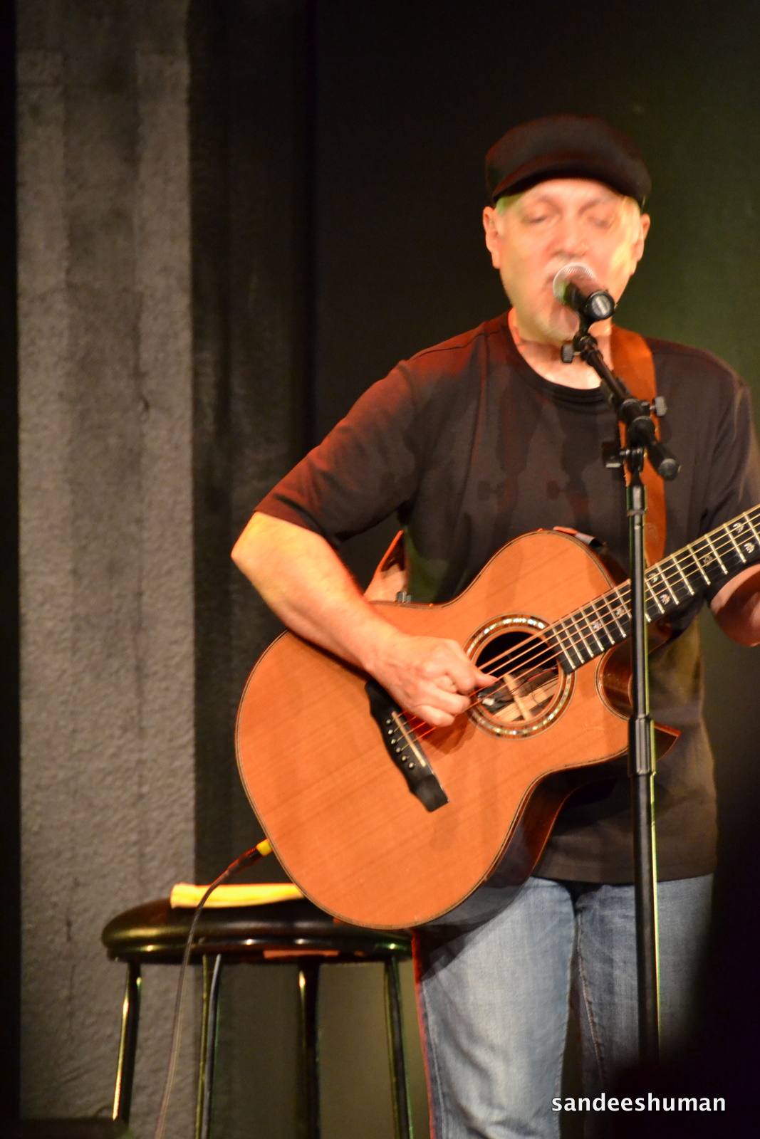 Shustrings: Phil Keaggy