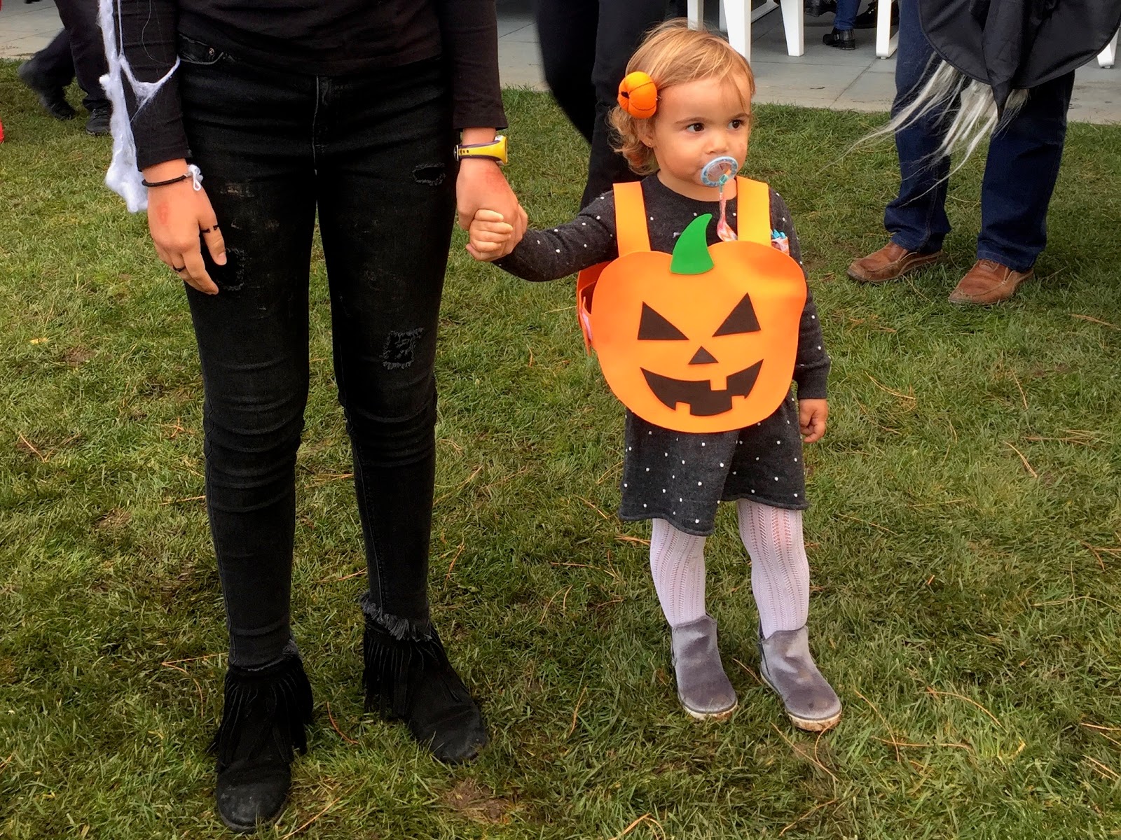 étnico Prever Medio No sin mis hijos: Disfraz de calabaza exprés para la fiesta de Halloween
