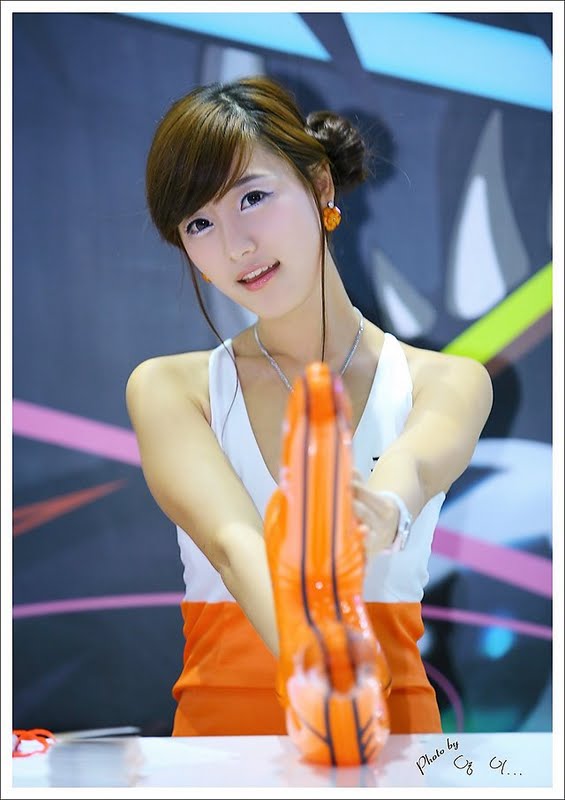 Choi Seul Ki [최슬기], Cute Korean Race Queen - ZingLoveFashion