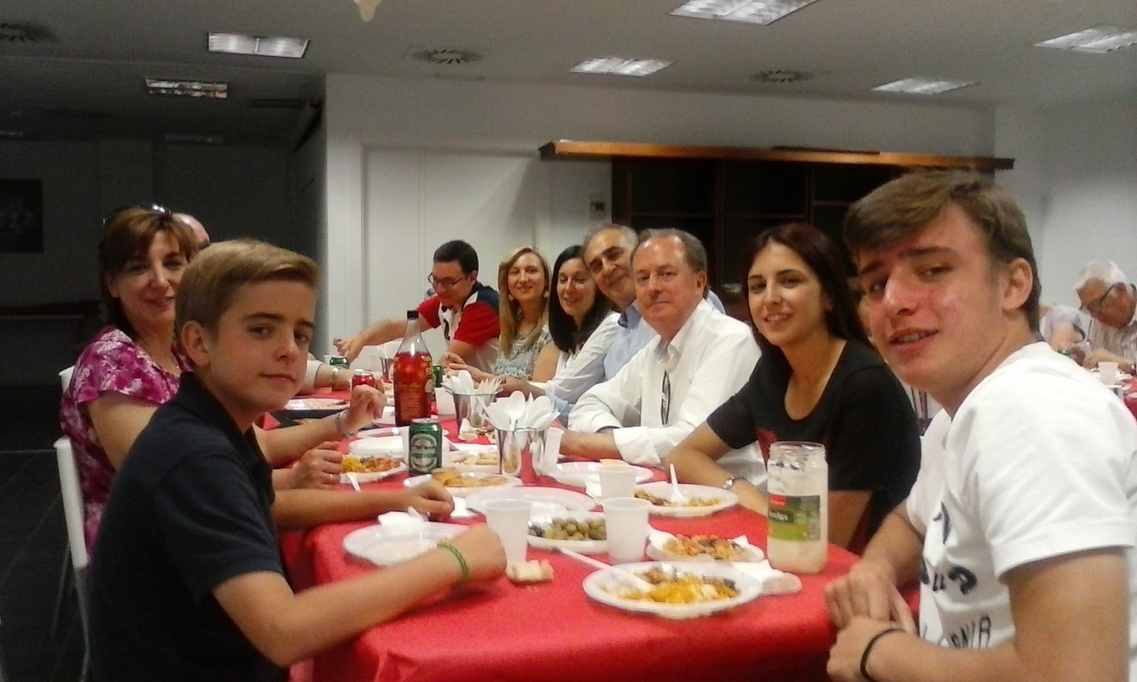 LAURA OLALLA LOS CRISTIANOS CELEBRAN...PAELLA EN SANTA MÓNICA19062016