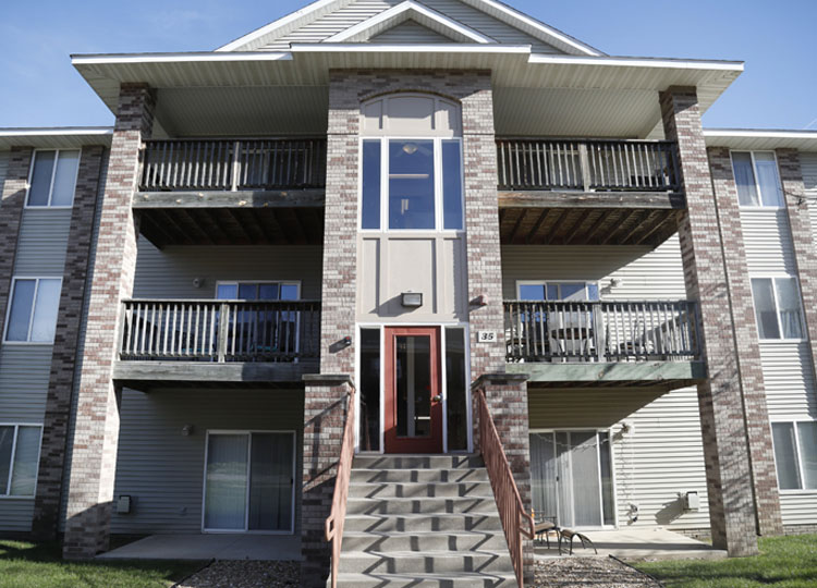 Iowa Near Me Iowa City Apartments ReaMatt Properties