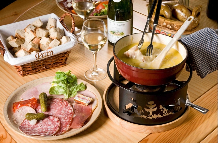La cocina francesa: recetas y noticas de la gastronomía de Francia: La  Fondue Saboyana (La Fondue Savoyarde)