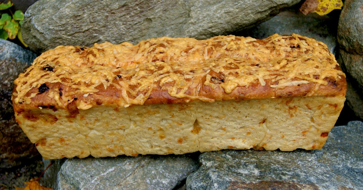 Home Cooking with Sonya: Cheese,Bacon and Onion Loaf