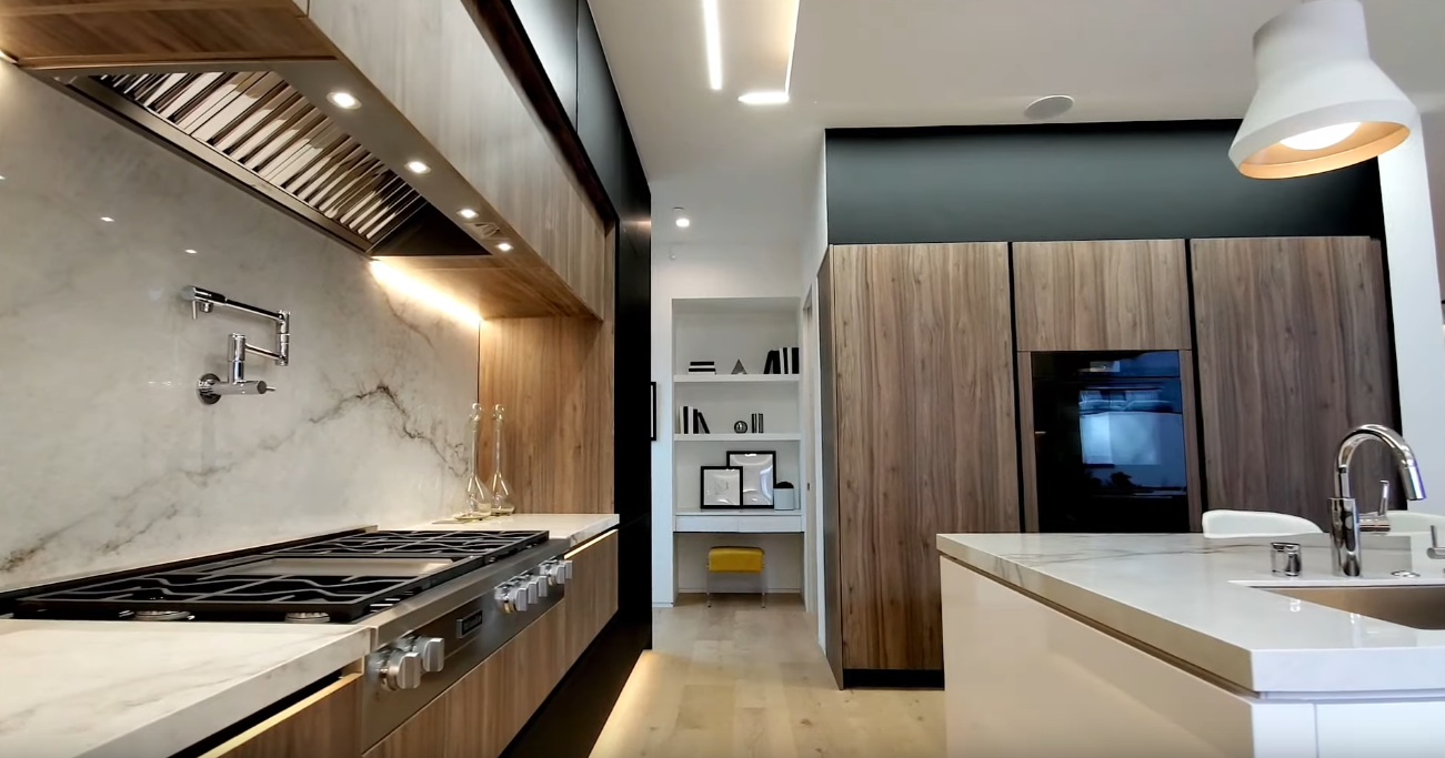 51 Photos vs. $6.4 Million Jaw Dropping Modern Residence in Los Angeles | LUXURY LISTING - Luxury Home & Interior Design Tour 51 Photos vs. $6.4 Million Jaw Dropping Modern Residence in Los Angeles | LUXURY LISTING - Luxury Home & Interior Design Tour