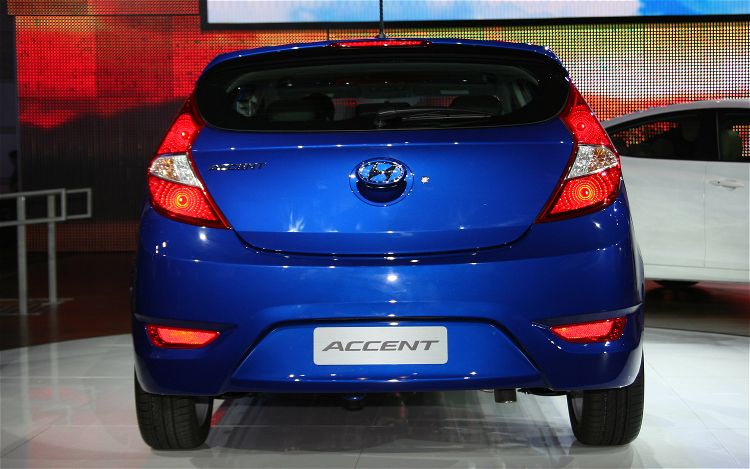 2012 Hyundai Accent - Well Turned Cars: 2012 Hyundai Accent