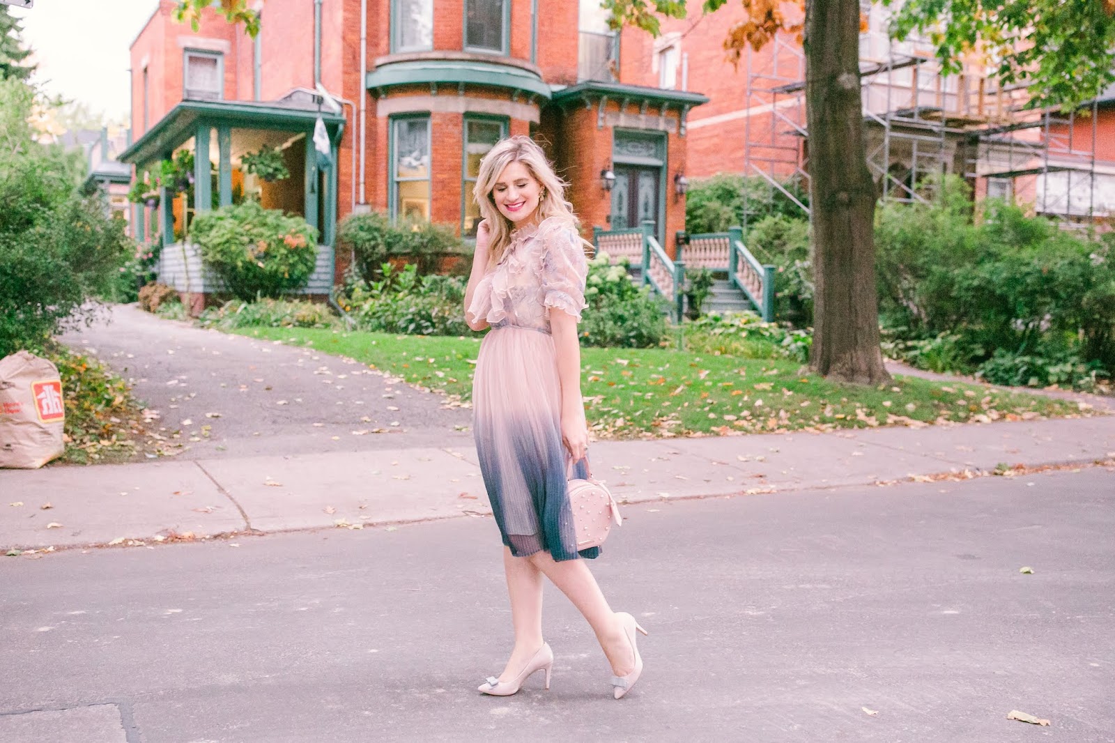 What To Wear To a Fall Engagement Party as a Guest - Chicwish gradient pleated midi tulle dress