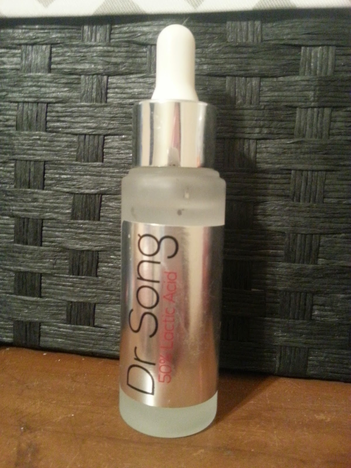 2 Girls 1 Beauty Blog Dr. Song 50 Lactic Acid Face Peel Review!