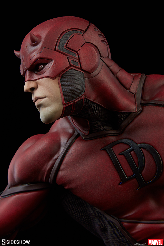 toyhaven Sideshow Collectibles 21inch tall Daredevil Premium Format