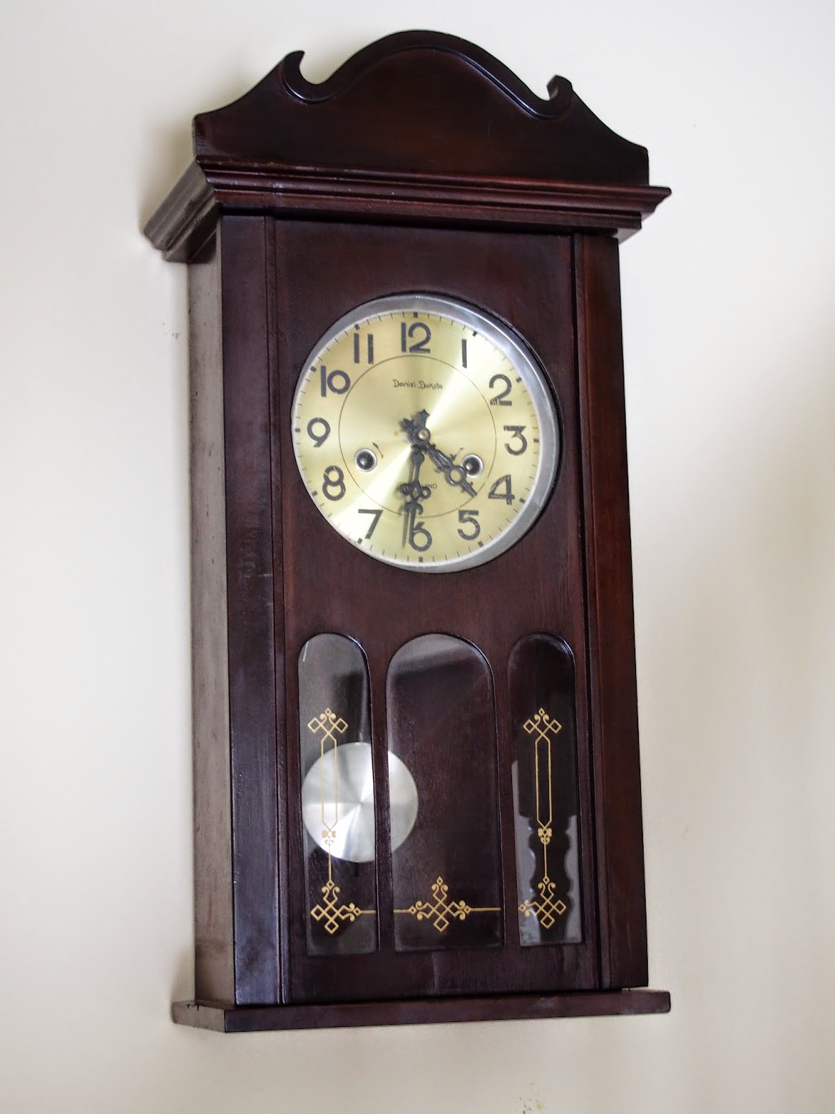 Daniel Dakota wall clock Not bad but not the best