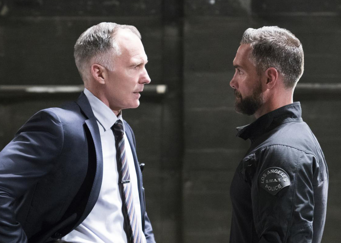 Films Et Séries Tv Avec Jay Harrington S.W.A.T. (2017) Series Trailers, Clip, Featurette, Images and Posters