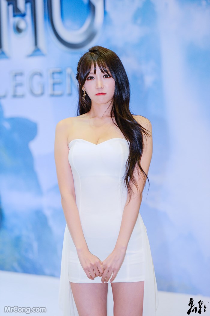 Lee Eun Hye's beauty at G-Star 2016 exhibition (45 photos)