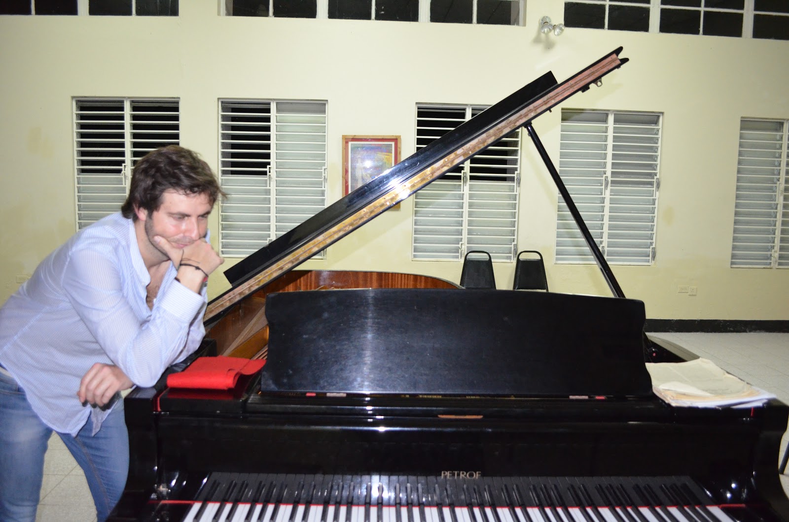 Spanish pianist David Gomez thrills Jamaican audience in concert CV’s
