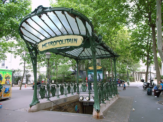 Parigi Montmartre metro Abbesses
