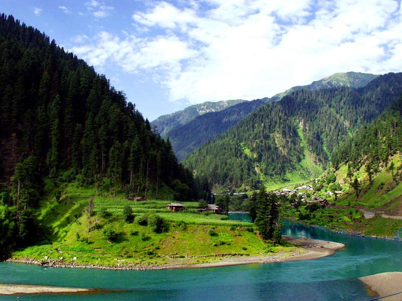 BEAUTY FULL PAKISTAN Neelam valley in Pakistan