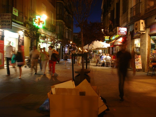 Barrio de las letras de Madrid por la Noche. Fotos
