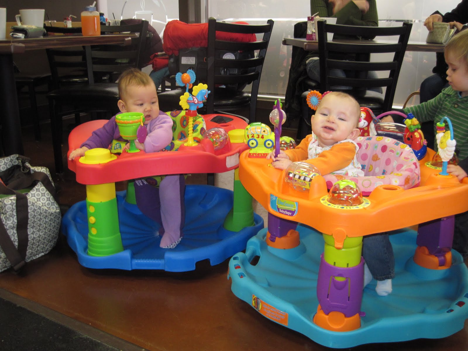 Here's The Scoop Cafe O Play