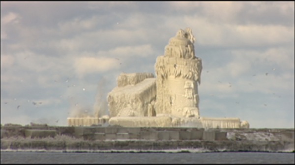 lighthouse frozen cleveland ohio lighthouses ice lake erie boingboing winter michigan sea ghost wintertime mists gothic monsters ones known meet