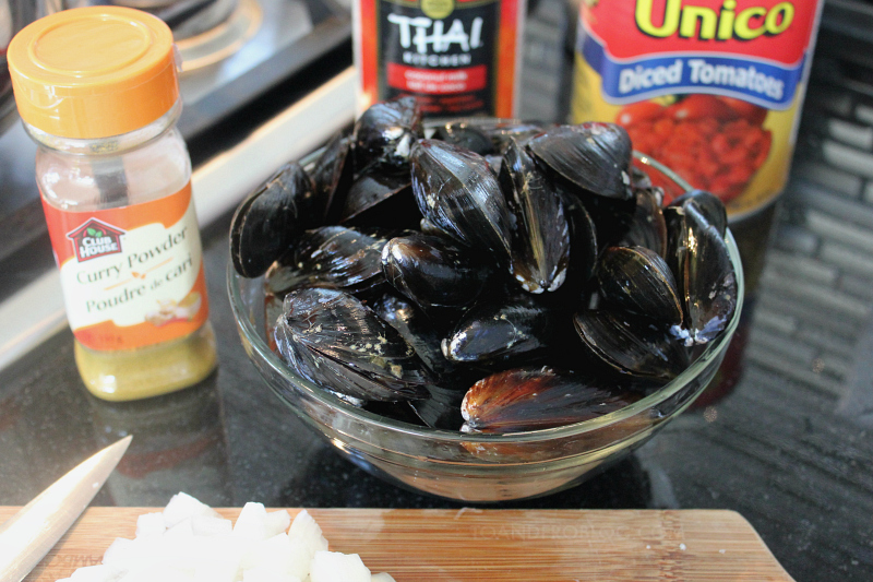 Coconut Curry Mussels Recipe