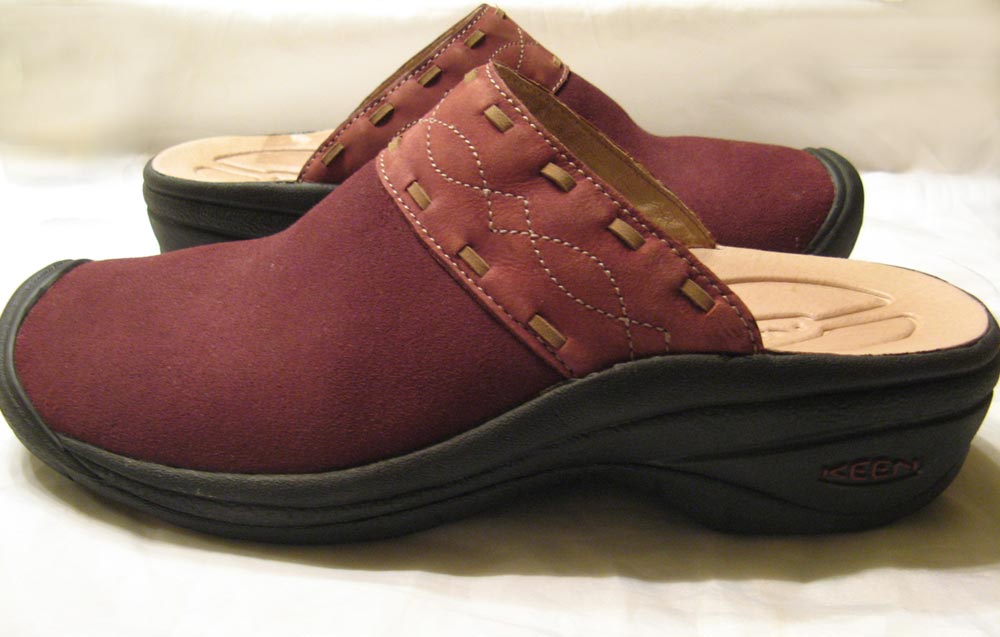 keen felt slip on clogs