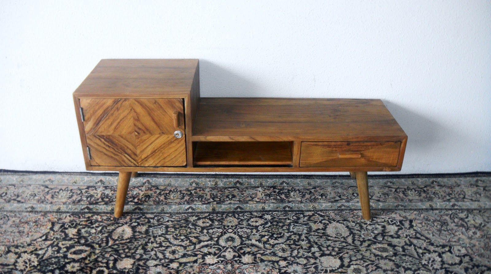 SECOND CHARM FURNITURE: VINTAGE SIDEBOARDS | Ashley Furniture