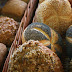 Une boulangerie propose des pains à base d'insectes