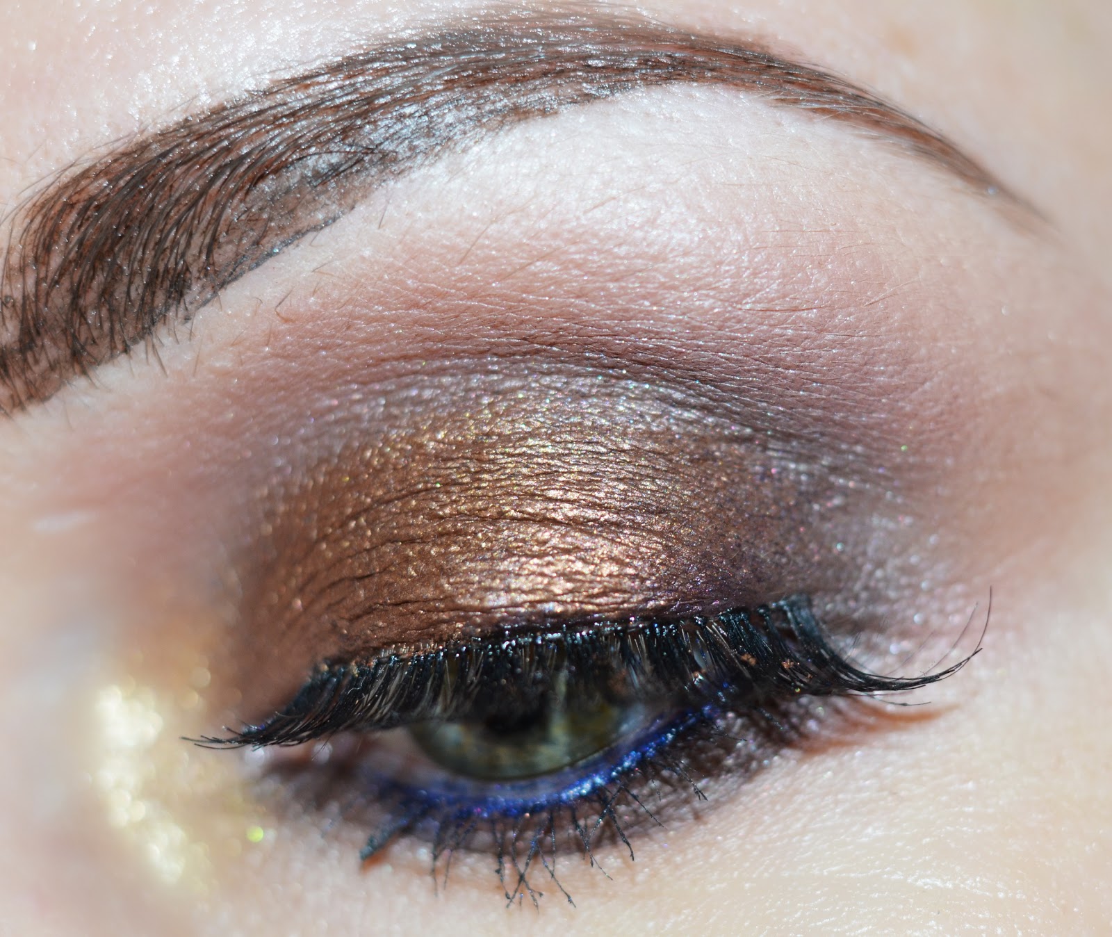 Rysichka: Make up Factory eyeshadow 28C