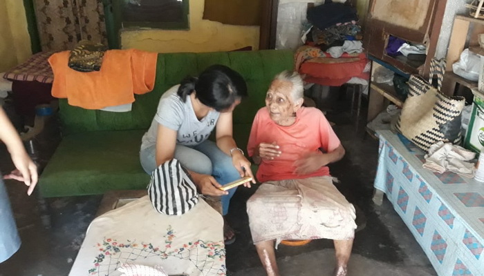 Sebatang Kara, Nenek Ubud Ini Hanya Mampu Menunggu Belas Kasihan