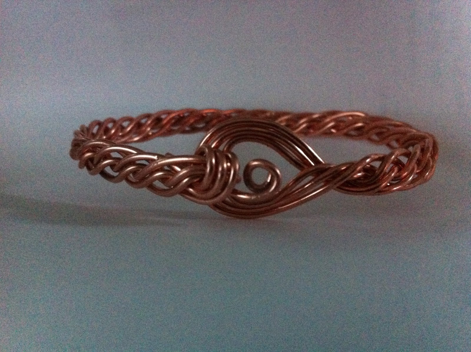 DEBORAHREAD.COM: Yet Another Croc Weave Wire Weave Bracelet