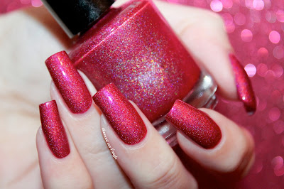 Swatch of the nail polish "Glitterberry" from Eat.Sleep.Polish.