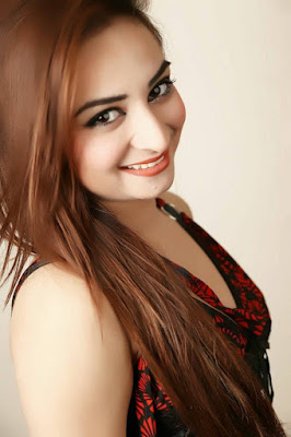 http://www.soniyaroy.com/