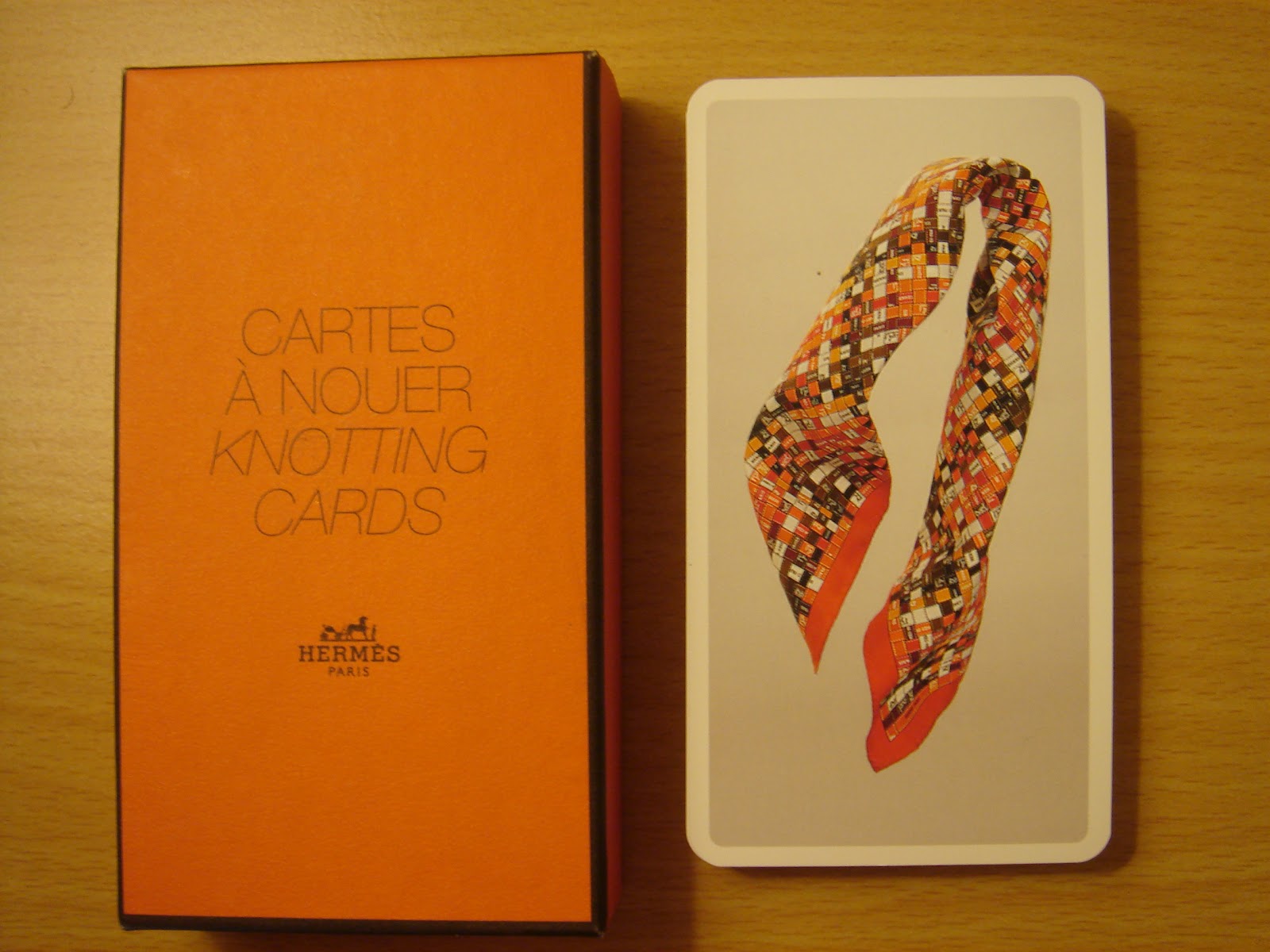 How to tie a scarf Hermes knotting cards (Part II) Tina Villa