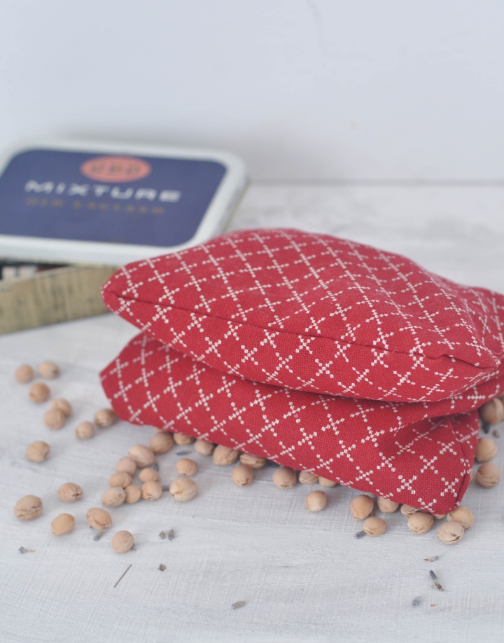 DIY Lavender Cherry Pitts Pillow, a hand-sewn gift for all those feeling cold all the time