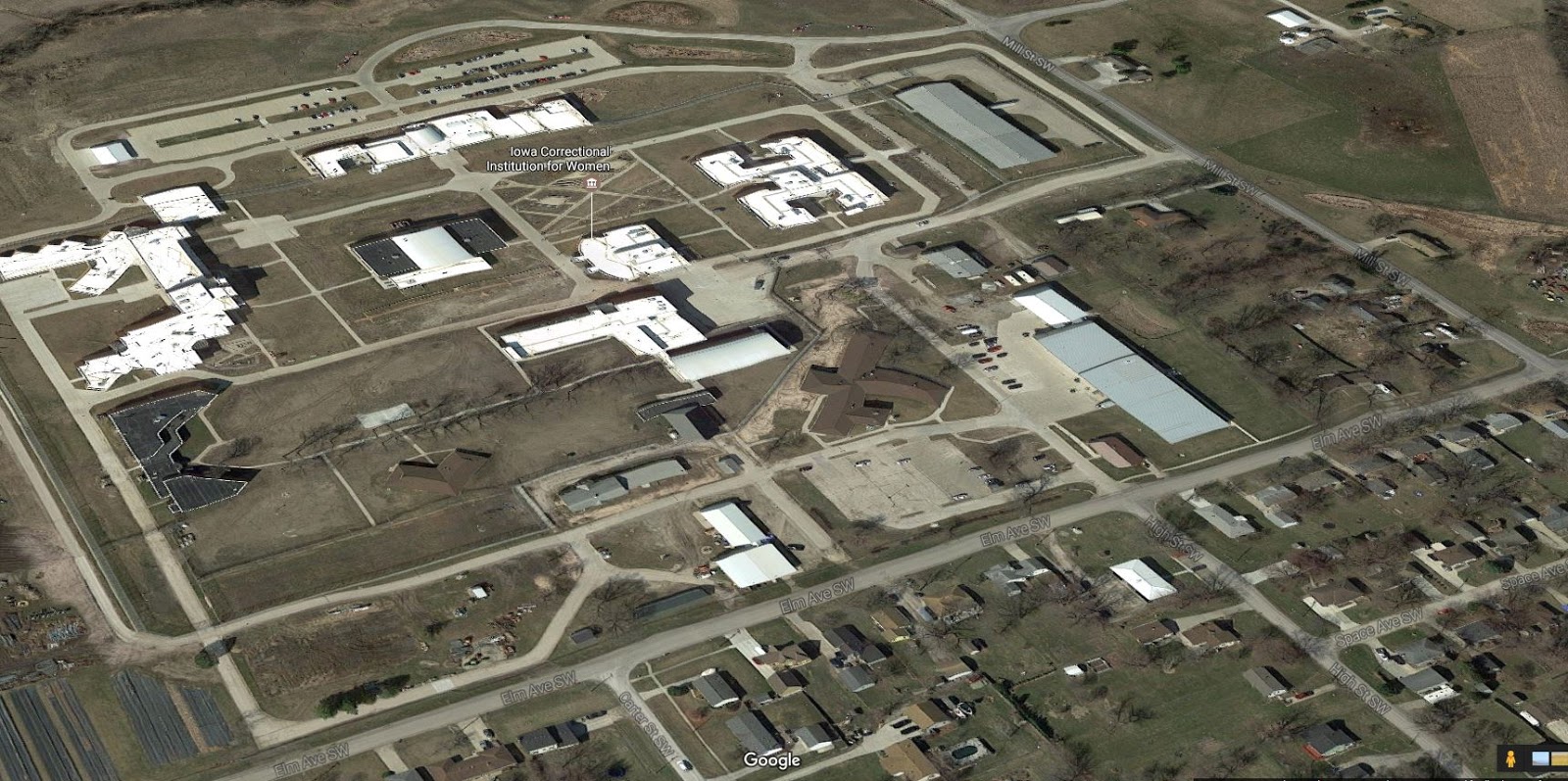 TempoSenzaTempo A Birdseye View of a Girls Orchestra