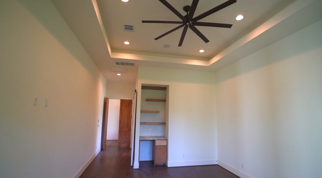 19 Photos vs. 6 Shiloh Arbor Dr, Tomball, TX Luxury Home Interior Design Tour