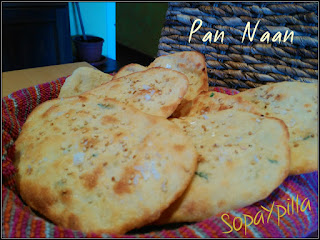 Pan Naan De Ajo Y Perejil
