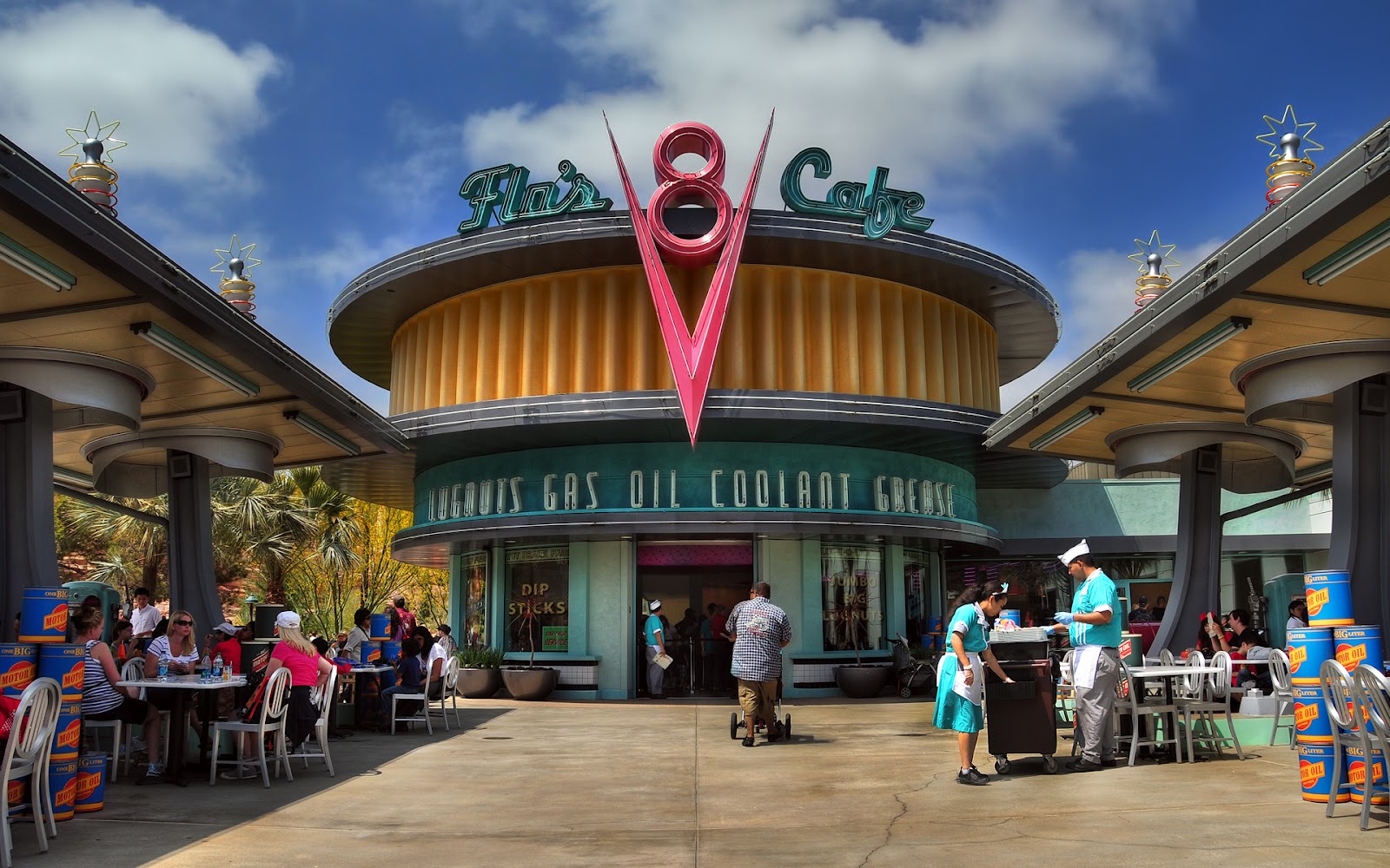 A Tale of Two V8 Cafes