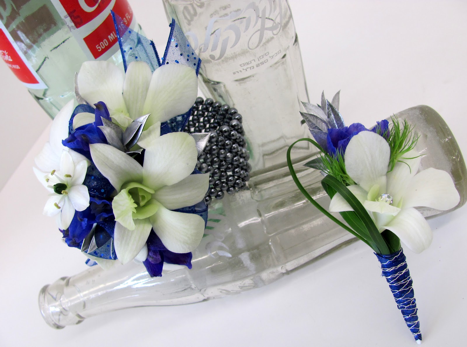 A BEAUTIFUL CORSAGE FOR A ROYAL BLUE DRESS PROM 2015 CORSAGES AND