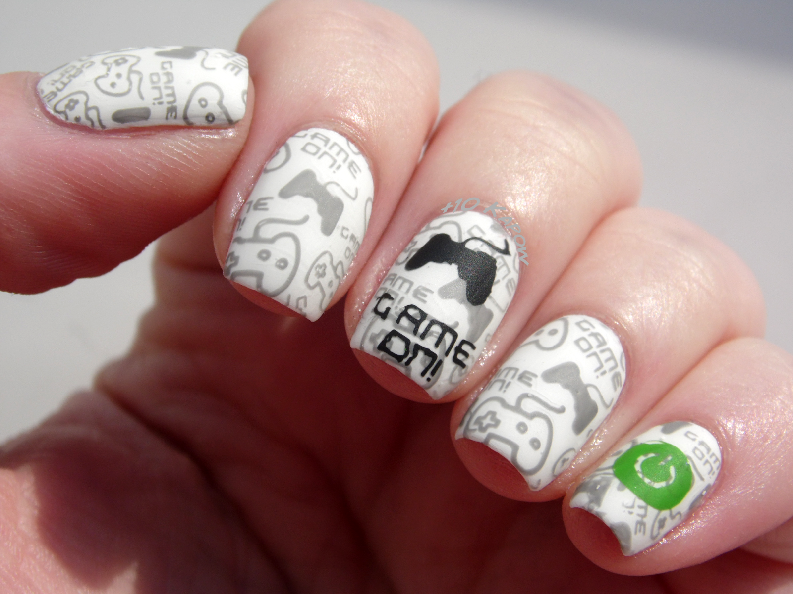 Plus10Kapow Game On Nails