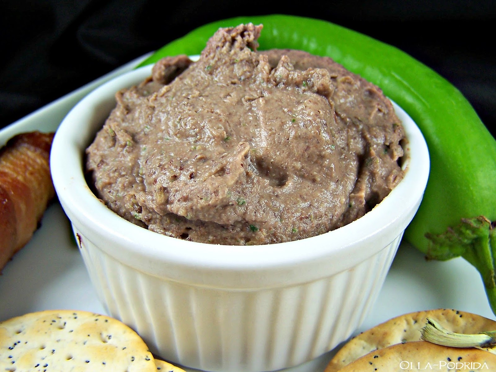 OllaPodrida Hatch Chile Black Bean Hummus