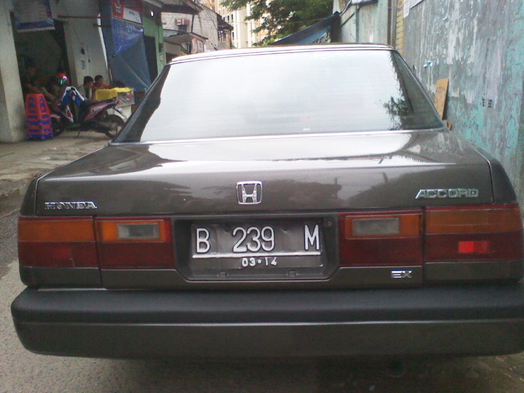 Dijual Mobil HONDA Accord Prestige  Tahun 1988 LAPAK 