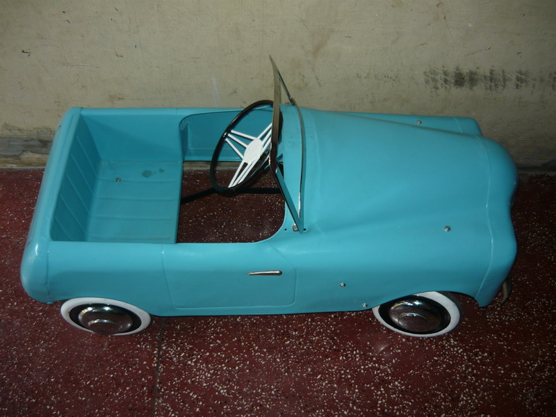 Pedal car df110