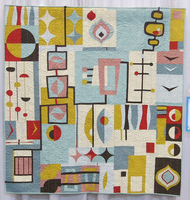 Quiltcon 2017 - Organic Mid-Century Mod by Laura Benett - Group quilt