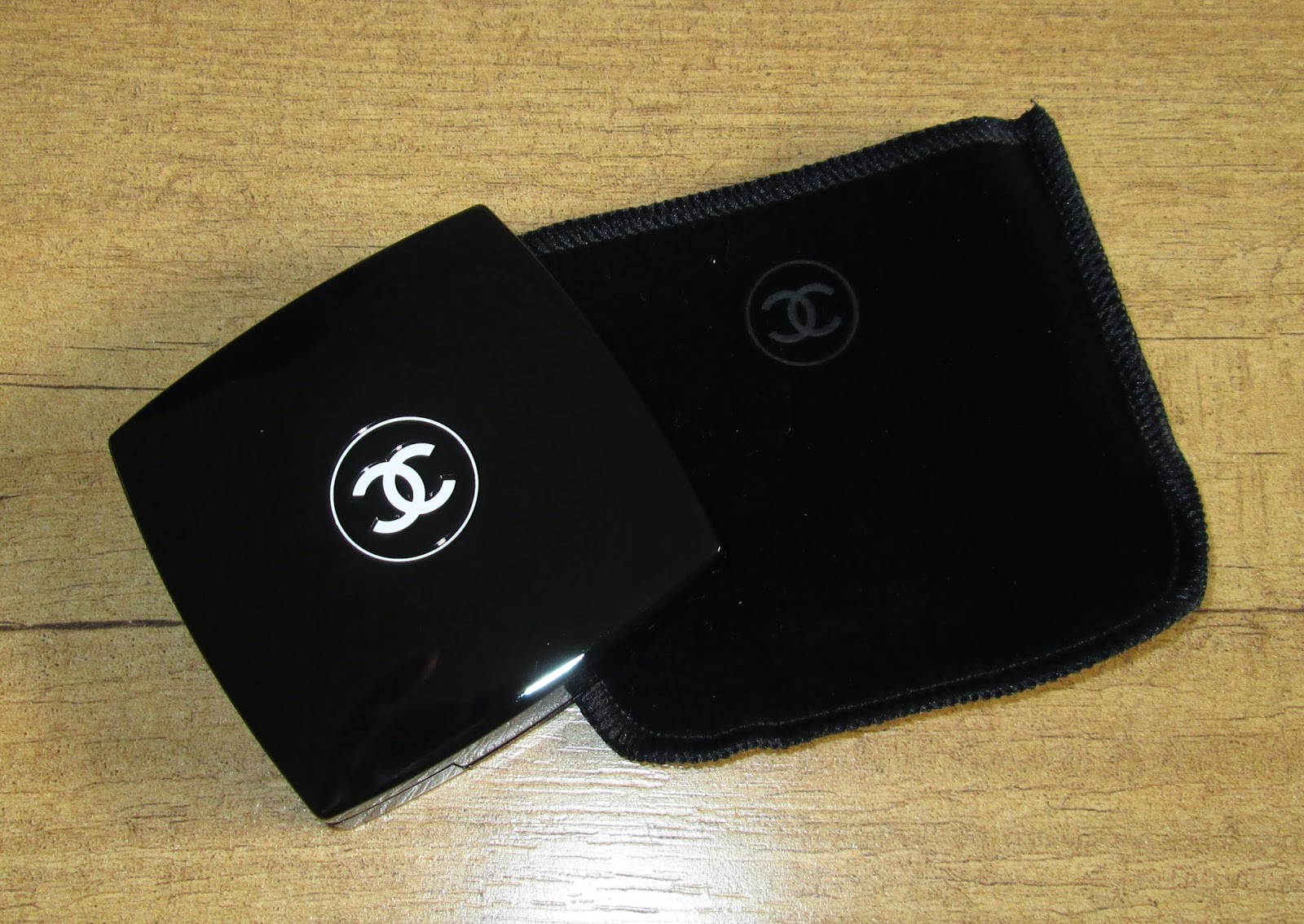 [Review] CHANEL Ombres Contraste Eyeshadow Duo in 20 Taupe Délicat