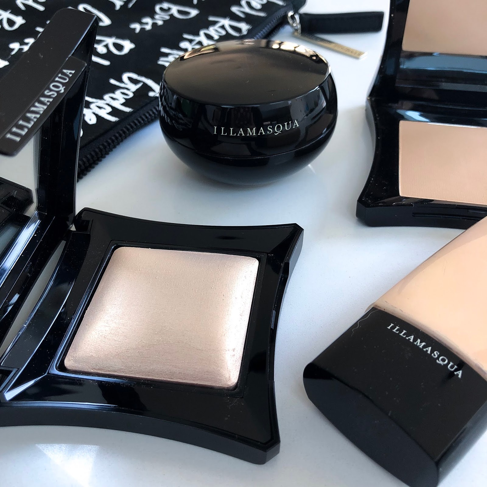 Product review // illamasqua hydra veil, beyond powder, rich foundation and...