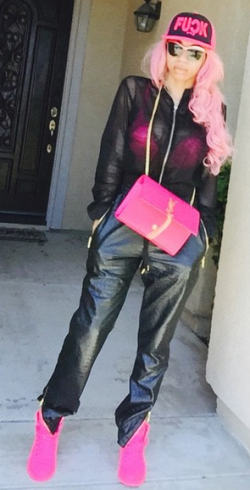00 Photo: Dencia, her pink hair and pink bra step out looking stunning
