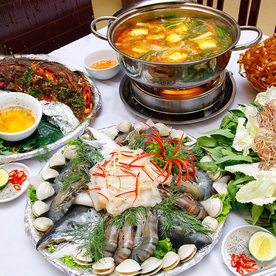 DỊCH VỤ ĂN UỐNG - NHÀ NGHỈ BẢO HÂN - KHÁCH SẠN Ở HÒN SƠN