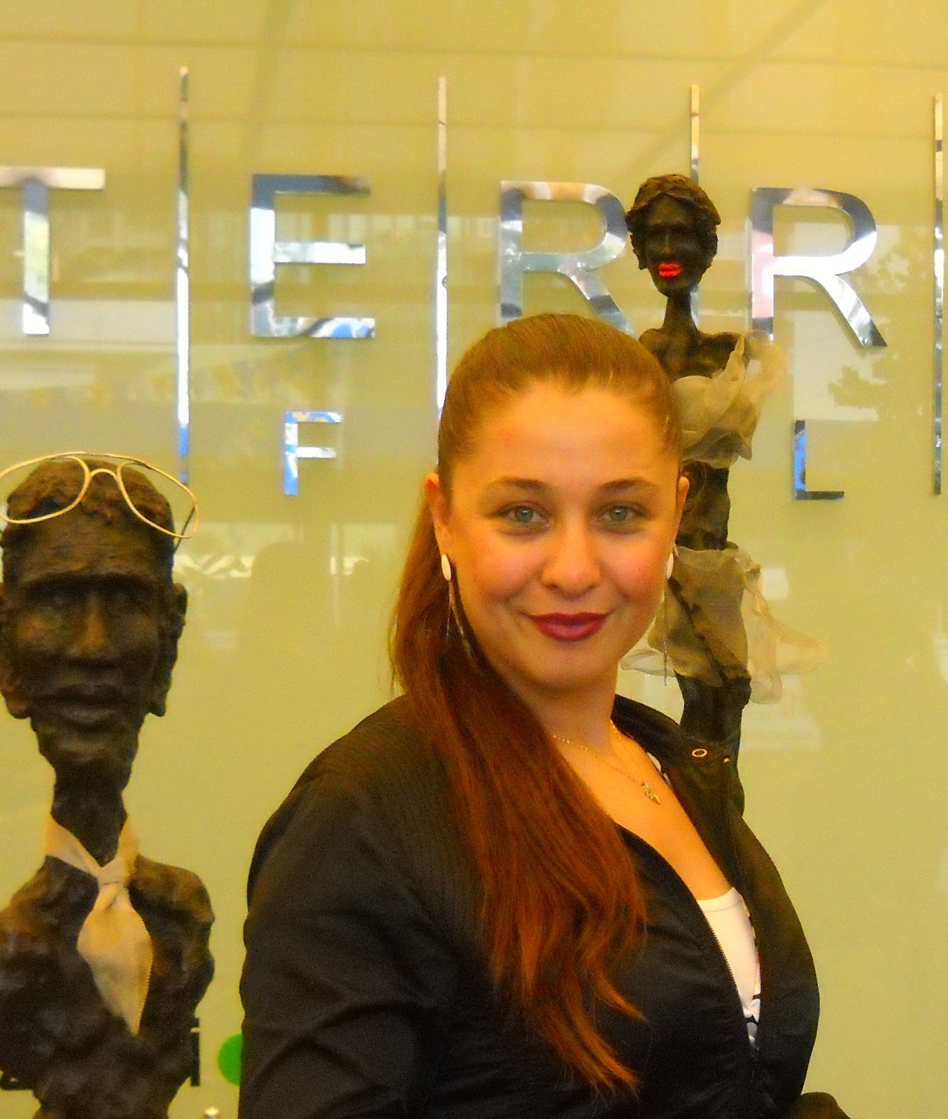 FOTO MAGAZİN: SANAT GEZGİNİ-FULYA TERACE-KARMA SERGİ-YILMAZ PARLAR