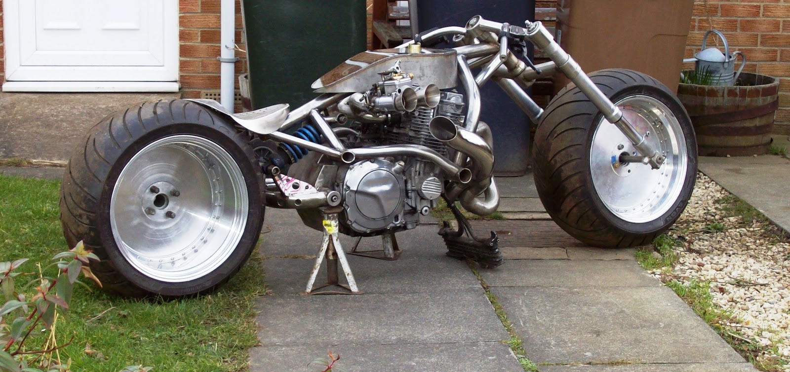Chopper Into Cafe Racer Chopper Into Cafe Racer