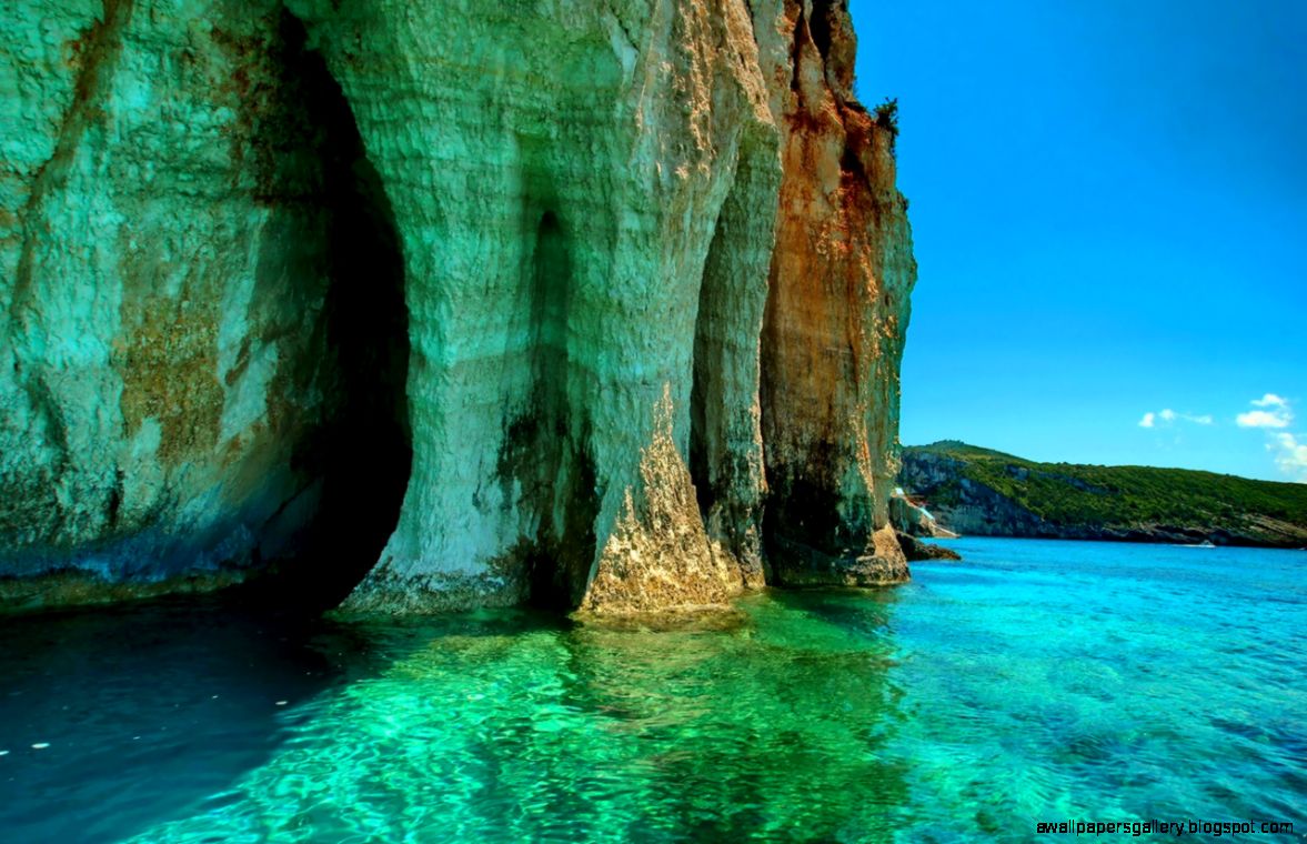 Beach Wallpaper Desktop   Cliff In The Bay   Wallpapers